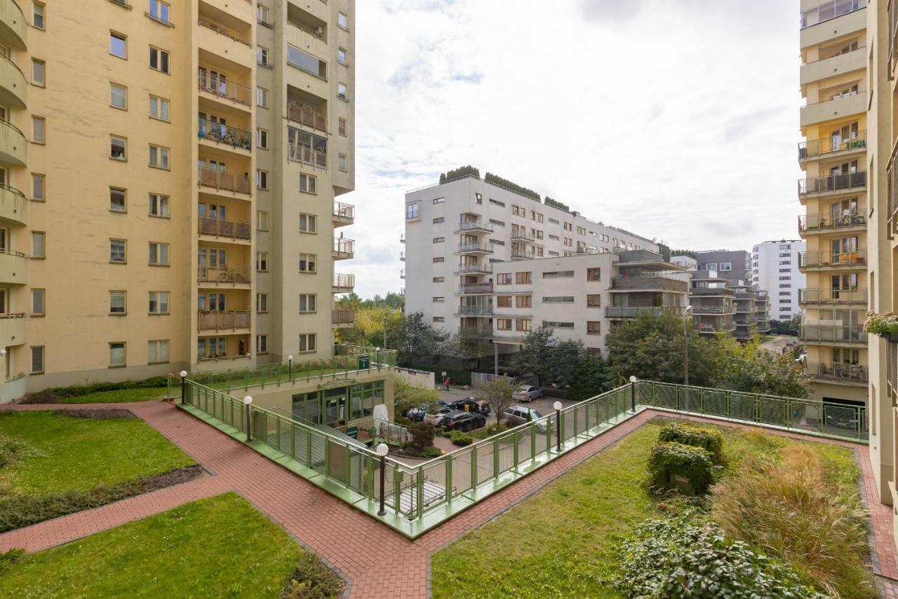 Pejzazowa Apartment Metro Wilanowska Mokotow By Noclegi Renters Warszawa Eksteriør bilde